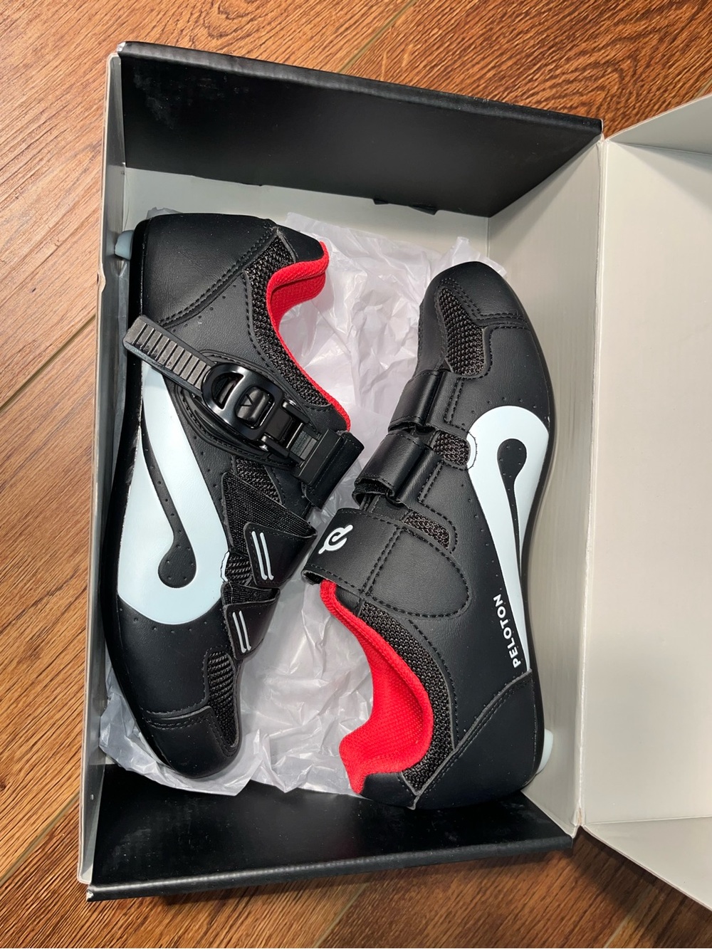 PELETON CYCLING SHOES New in Box Size 38 Black Red Biking
